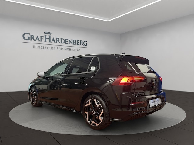 Volkswagen Golf 1.5 TSI DSG Golf VIII R-Line