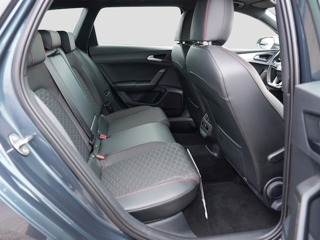 Seat Leon 1.5 eTSI DSG FR-lijn Sportstourer