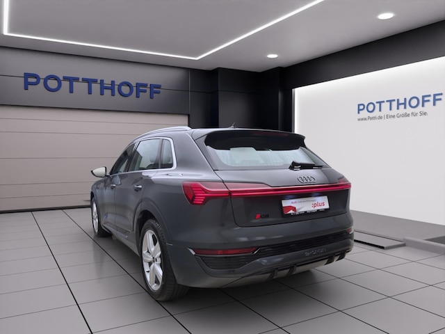 Audi Q8 e-tron 50 Quattro S-Line
