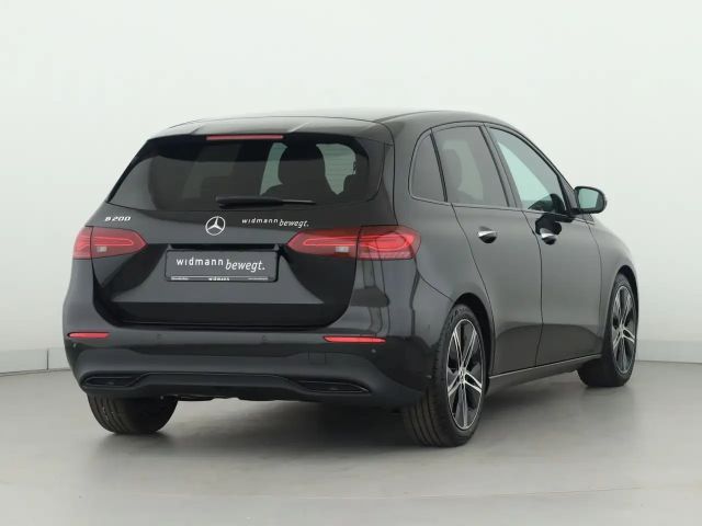 Mercedes-Benz B 200 B 200 d