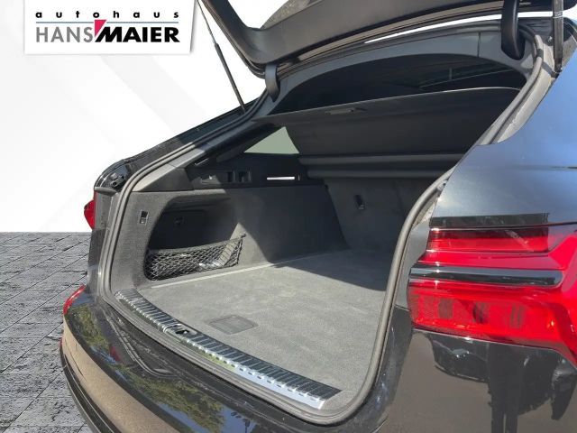 Audi A6 Avant Quattro S-Tronic