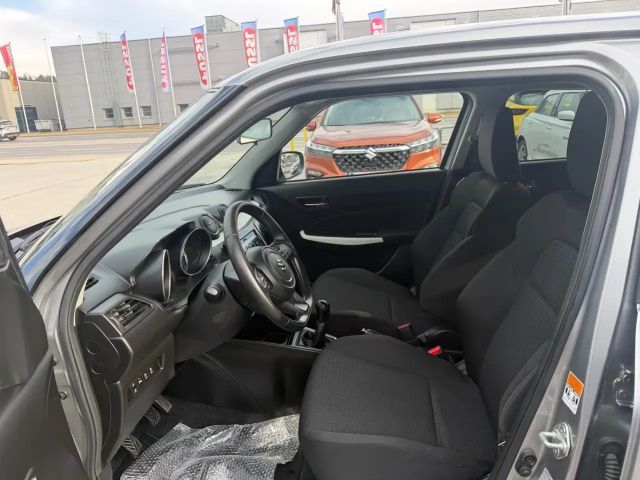 Suzuki Swift DualJet Hybrid Shine