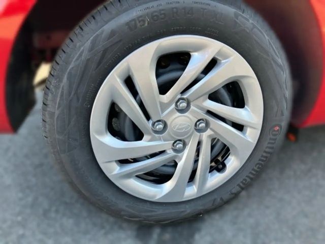 Hyundai i10 GO 1,0 MT