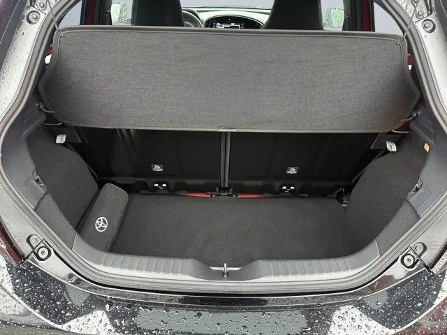 Toyota Aygo X Bi-Tone Hatchback Pulse