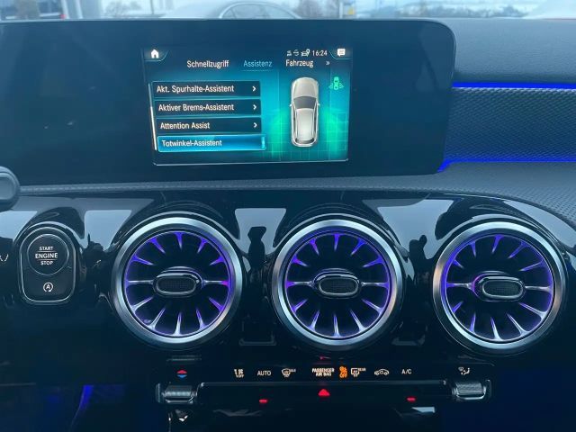 Mercedes-Benz A 180 Hatchback Progressive