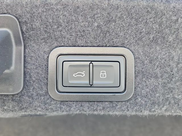 Audi S6 Quattro Sedan