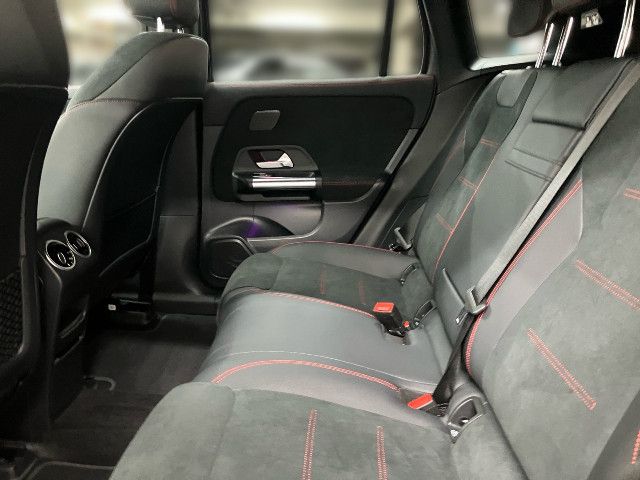 Mercedes-Benz EQA 300 4MATIC