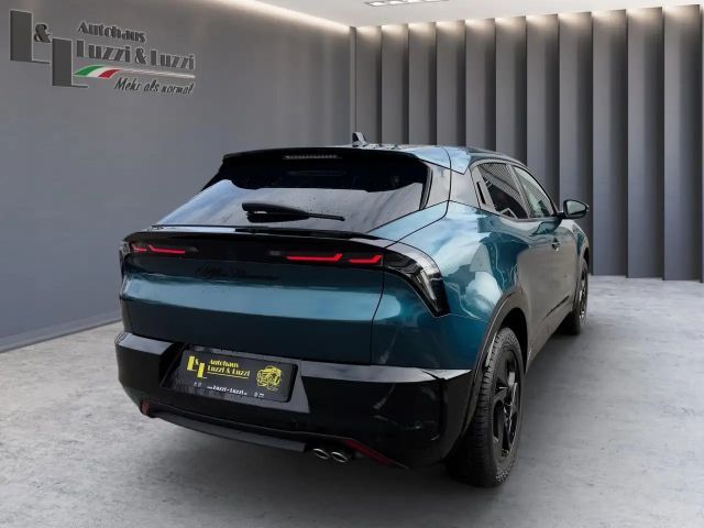 Alfa Romeo Junior 1.2 MEHV VGT e-DC