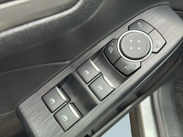 Ford Kuga Plug in Hybrid Titanium