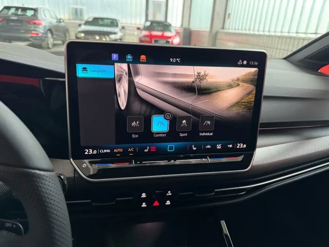 Volkswagen Golf DSG Sport