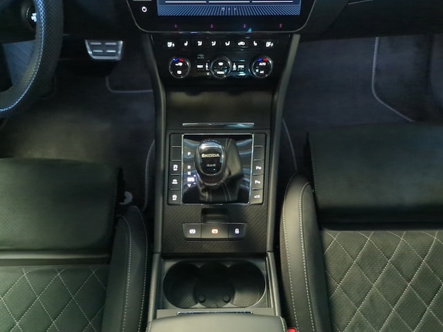 Skoda Superb 2.0 TSI 4x4 Combi Sportline