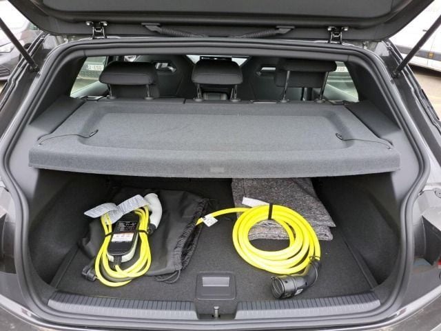 Cupra Born Born WÄRMEPUMPE/NAVI/SITZHZ