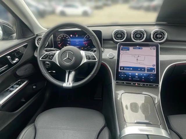 Mercedes-Benz C 200 4MATIC AVANTGARDE Sedan