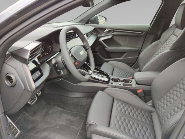 Audi RS3 Quattro S-Tronic Sedan