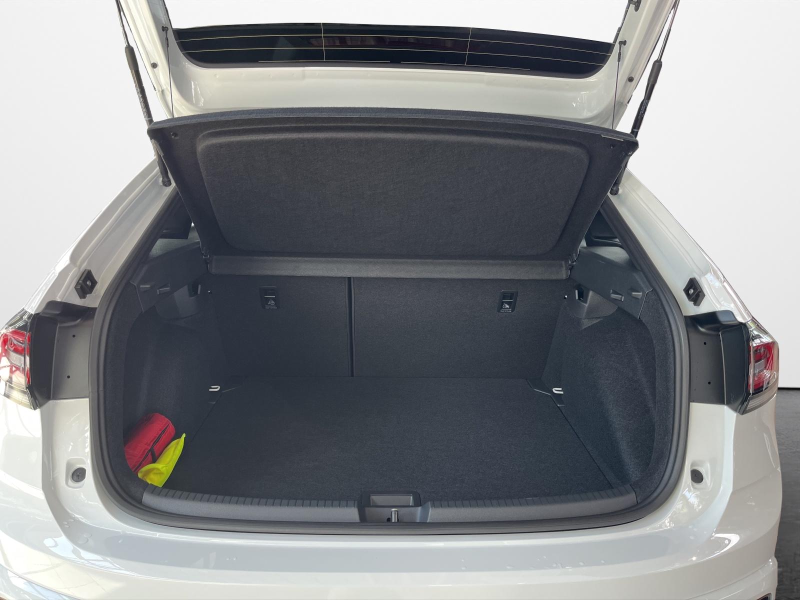 Volkswagen Taigo 1.0 TSI DSG R-Line