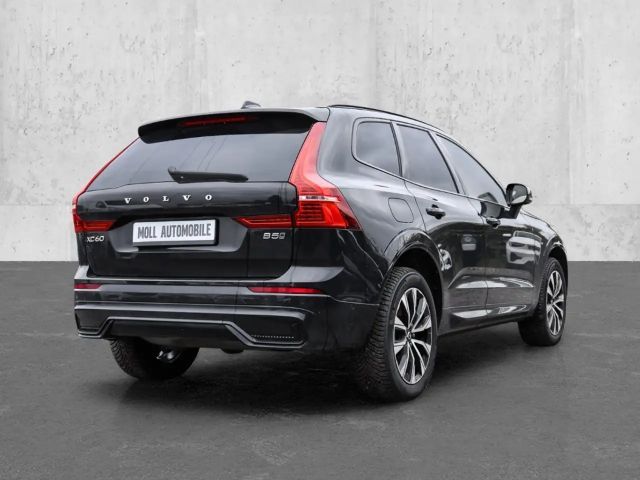Volvo XC60 AWD Dark Plus