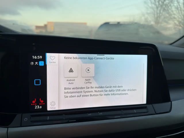 Volkswagen Golf DSG Life Variant