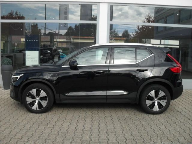 Volvo XC40 T4