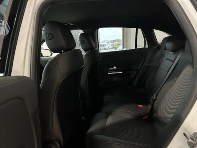 Mercedes-Benz EQA 300 4MATIC Progressive