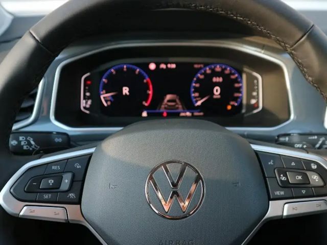 Volkswagen T-Roc IQ.Drive Style