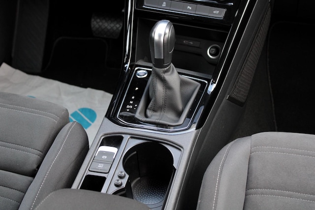 Volkswagen Touran DSG R-Line