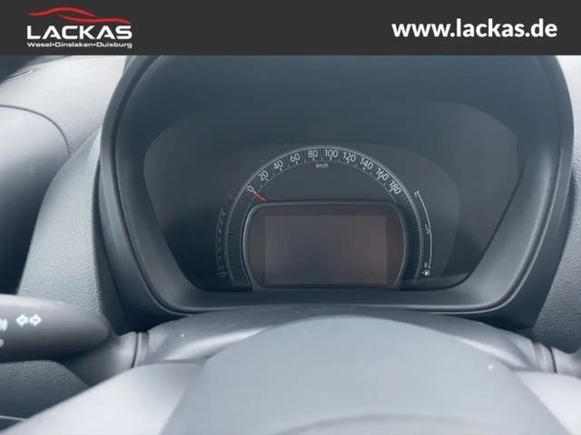 Toyota Aygo 1.0 VVT-i Business Hatchback Play