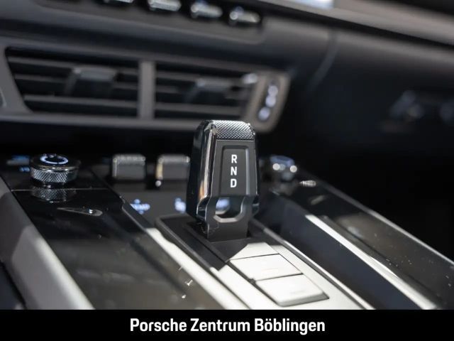 Porsche 992 Cabrio Carrera S