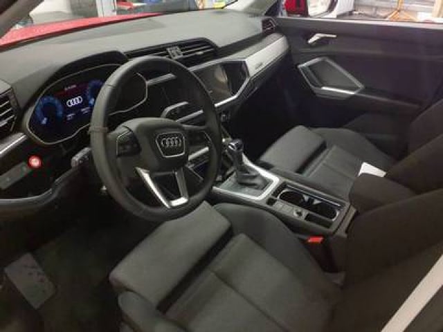 Audi Q3 35 TFSI S-Tronic