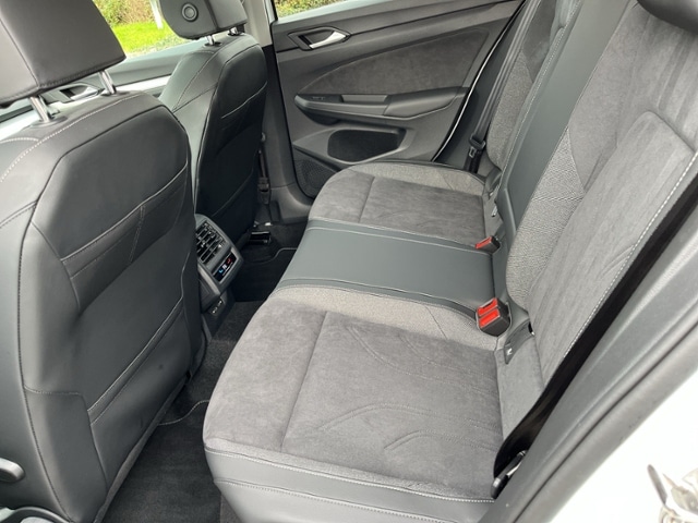 Volkswagen Golf 1.5 TSI Golf VIII Life