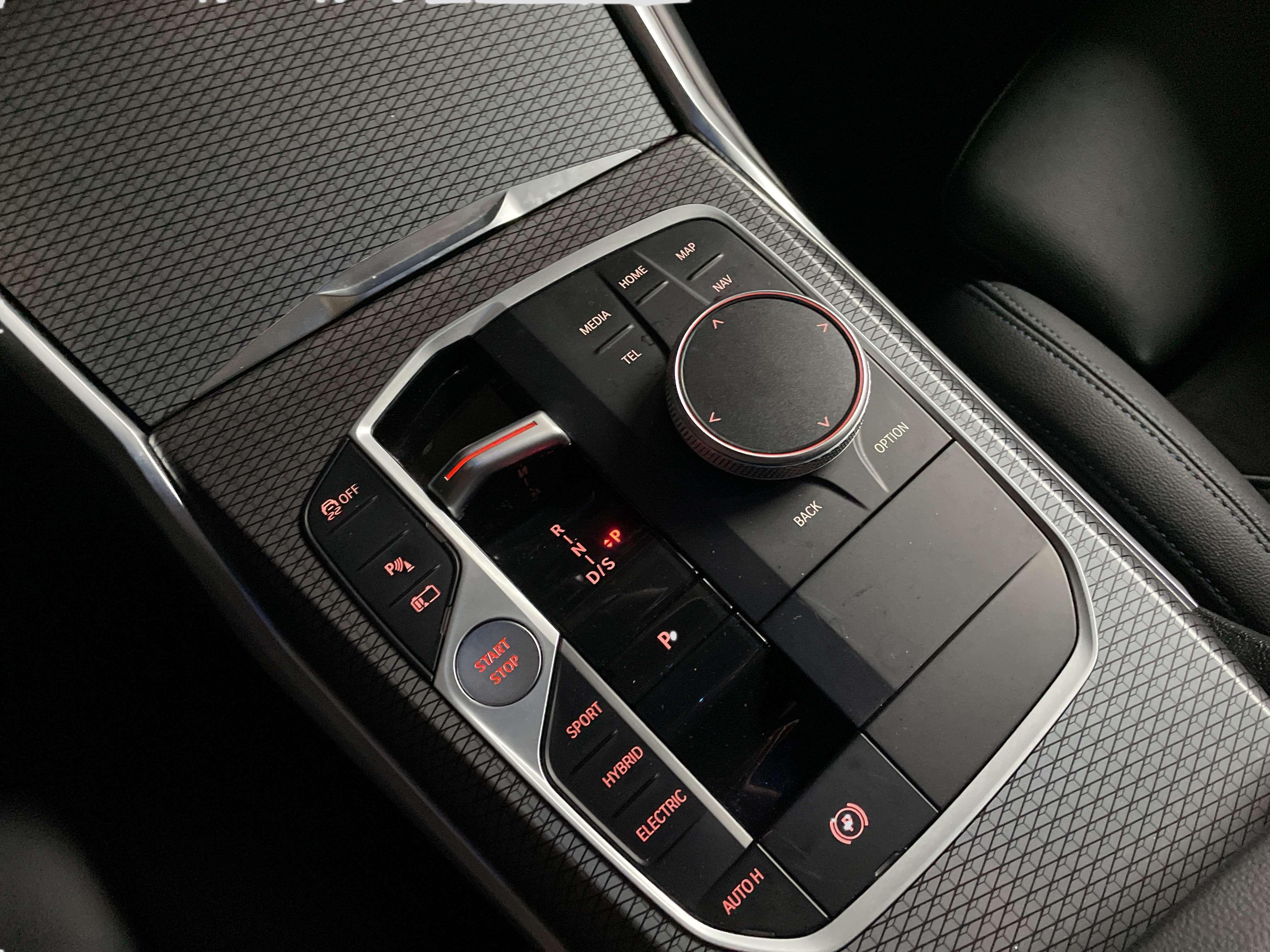 BMW 330 330e Touring