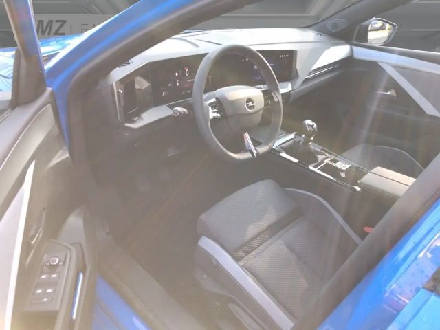 Opel Astra 1.2 Turbo Enjoy Turbo
