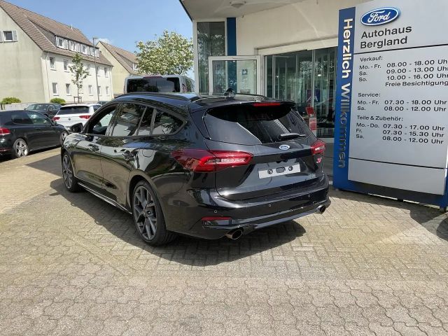 Ford Focus ST Line Wagon
