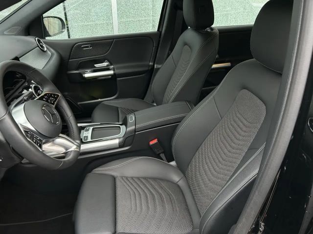 Mercedes-Benz B 180 Progressive