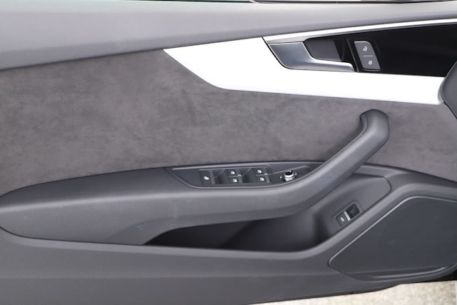 Audi A5 40 TFSI Cabriolet S-Tronic