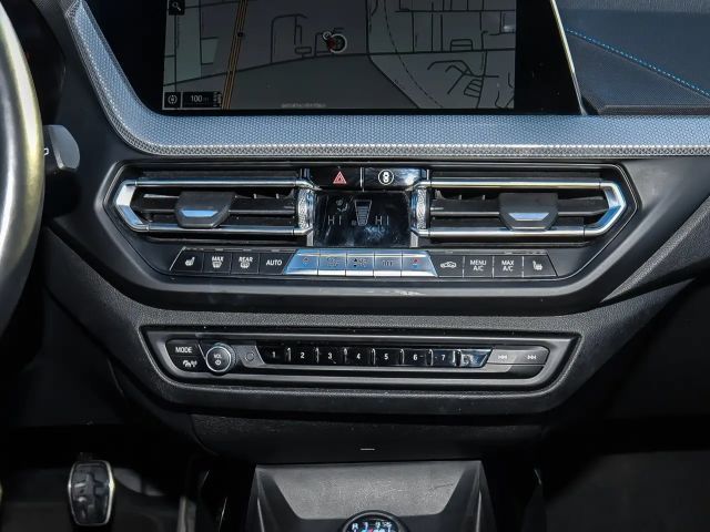 BMW 118 118i M-Sport Sedan