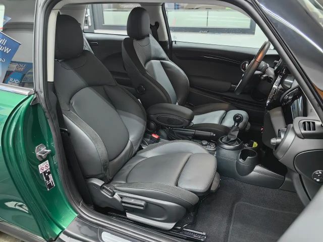 MINI Cooper Classic Trim*DAB*LED*So+Wi*LightAss*AppleCarplay