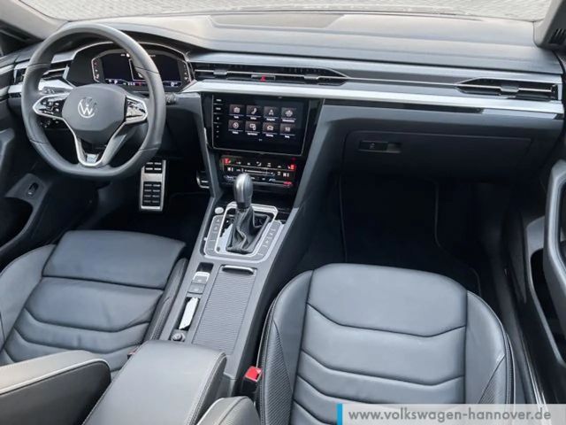 Volkswagen Arteon 2.0 TSI DSG R-Line