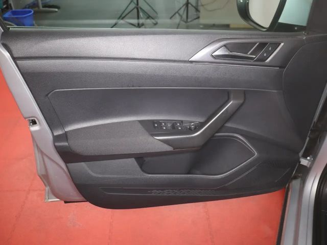 Volkswagen Taigo 1.0 TSI DSG Style