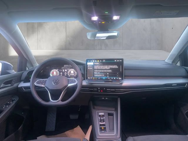 Volkswagen Golf Business DSG Variant