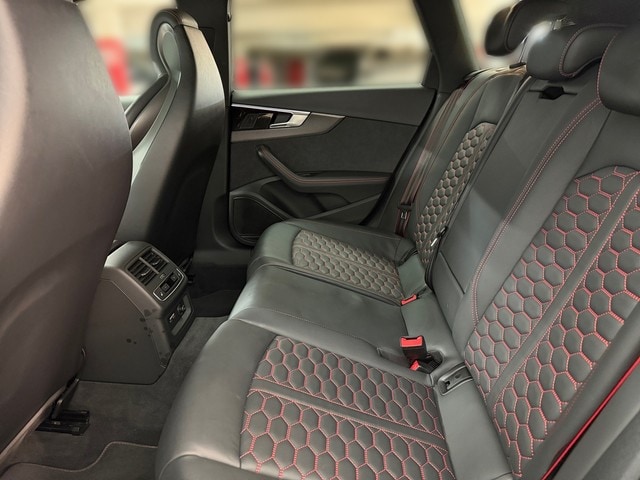 Audi RS4 Avant Quattro