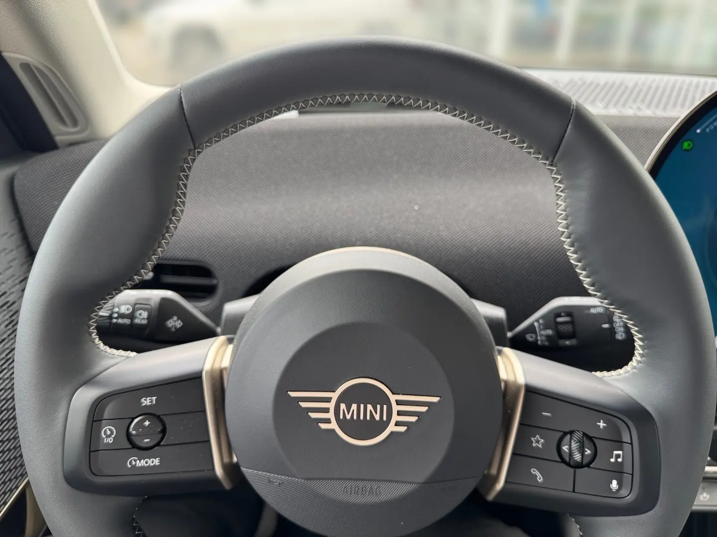 MINI Cooper E Classic