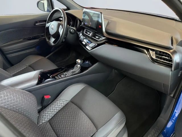 Toyota C-HR Hybride Team D