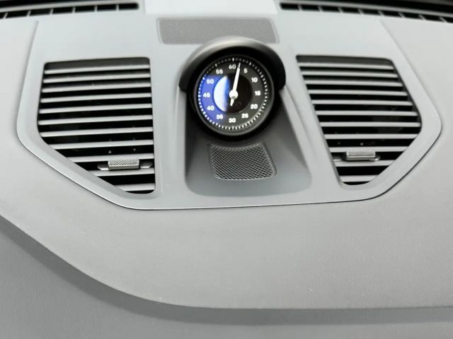 Porsche 992 4 Cabrio Targa