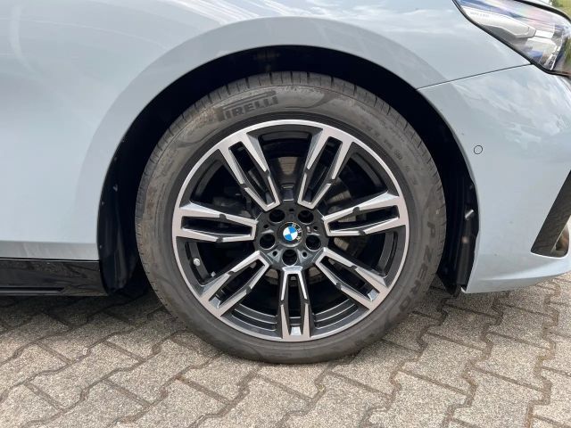 BMW 520 520d M-Sport Touring