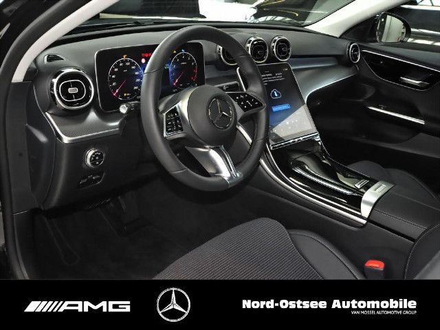 Mercedes-Benz C 200 Sedan