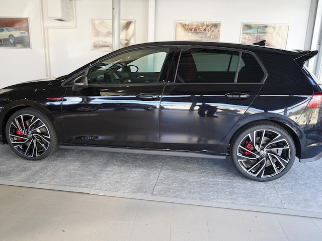 Volkswagen Golf GTI Style