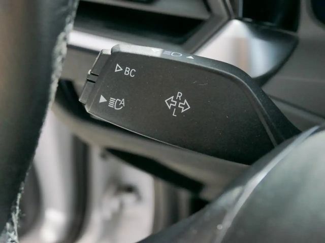 BMW 330 330e Touring xDrive