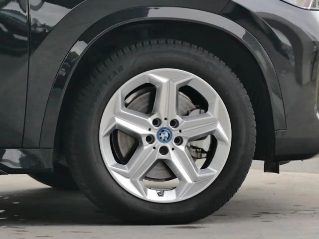 BMW iX1 Drive pro M-Sport xDrive30