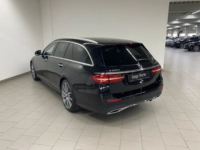 Mercedes-Benz E 220 AMG Line E 220 d Estate