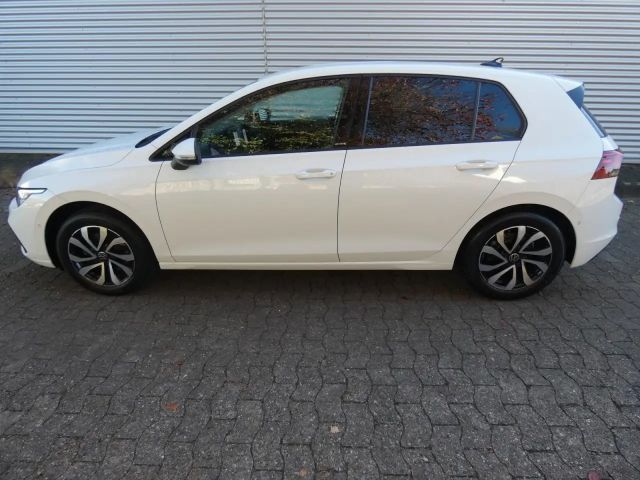 Volkswagen Golf 1.5 eTSI DSG Golf VIII